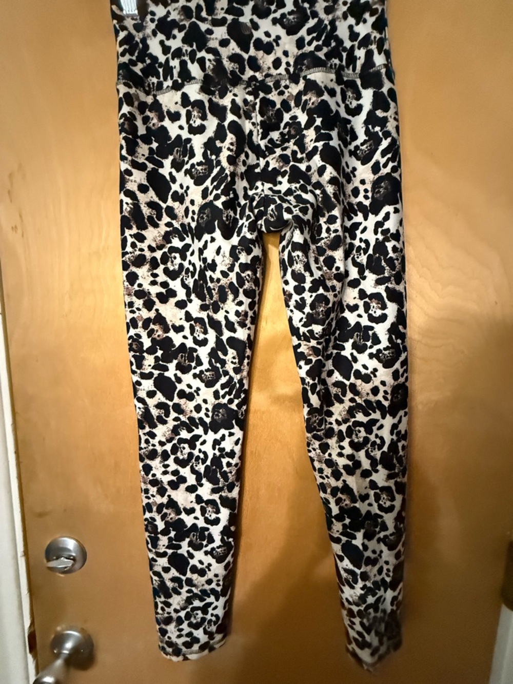 Balance Collection  Leopard Print Leggings - Black & Cream